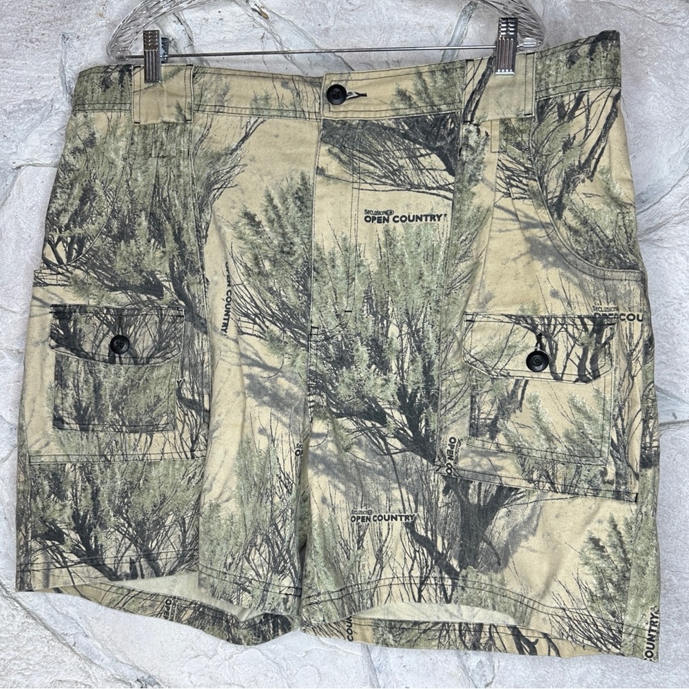 Cabela’s  | Men’s Camo Seclusion 3D Open Country 7 Pocket Hunting Shorts, W 40